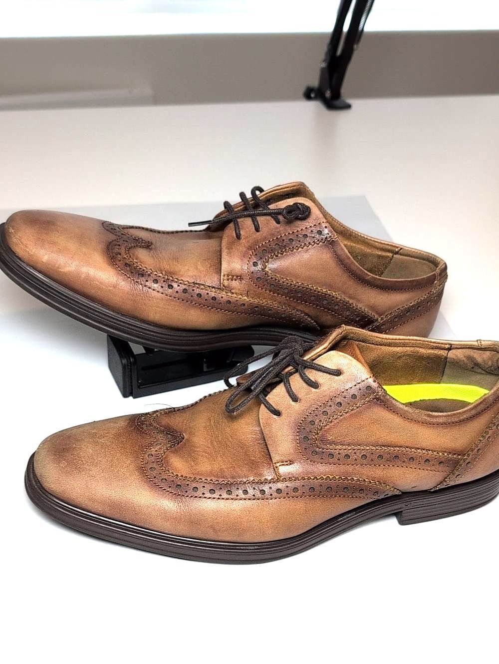 Florsheim Brown Leather Wingtip Derby Shoes